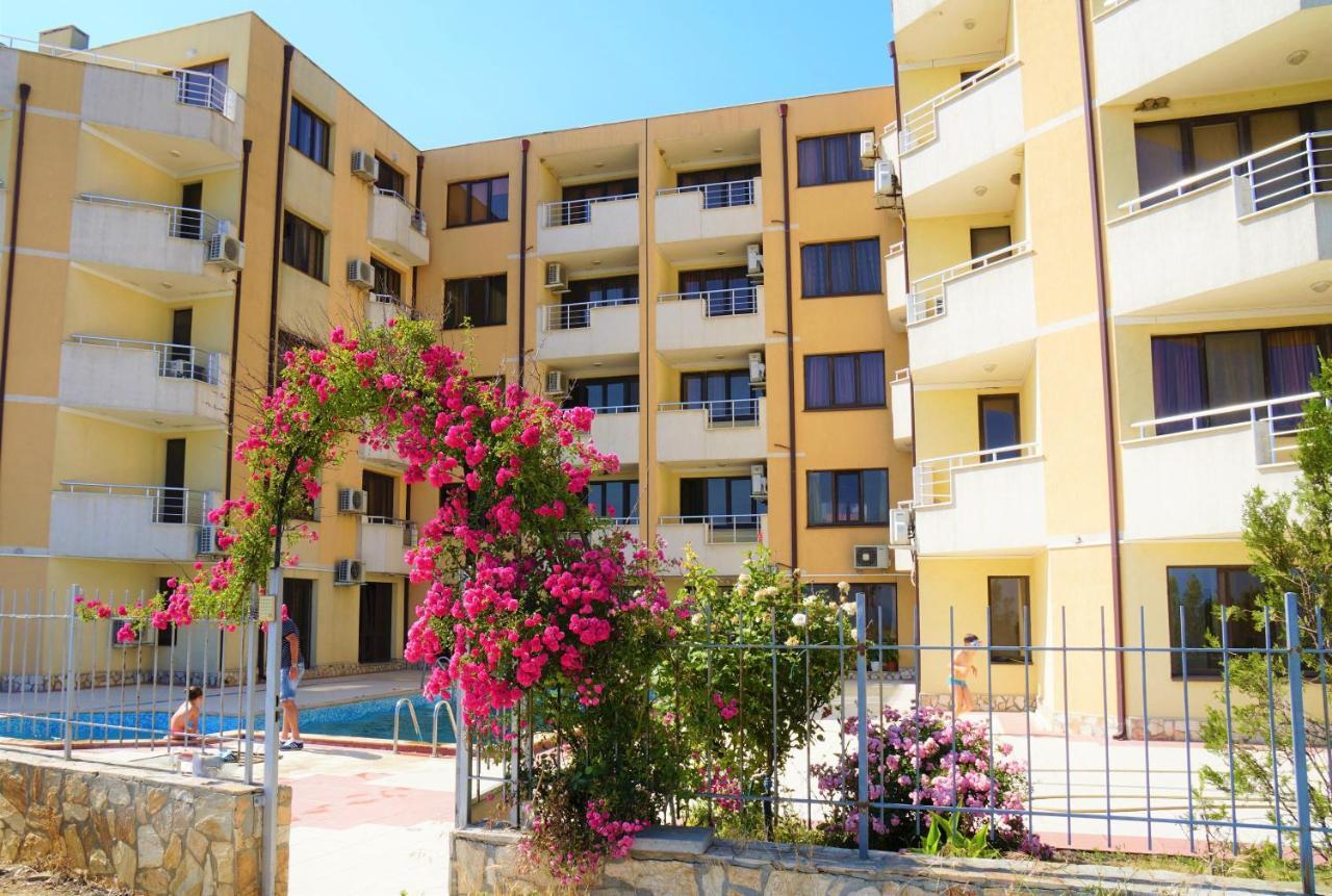 Apartments Paskalina 比亚拉 外观 照片